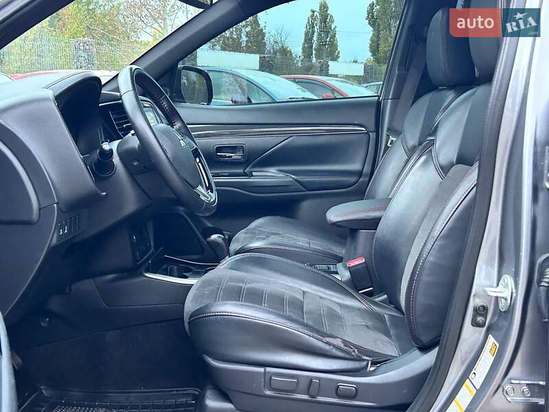 Позашляховик / Кросовер Mitsubishi Outlander 2020 в Одесі фото 13 Позашляховик / Кросовер Mitsubishi Outlander 2020 в Одесі