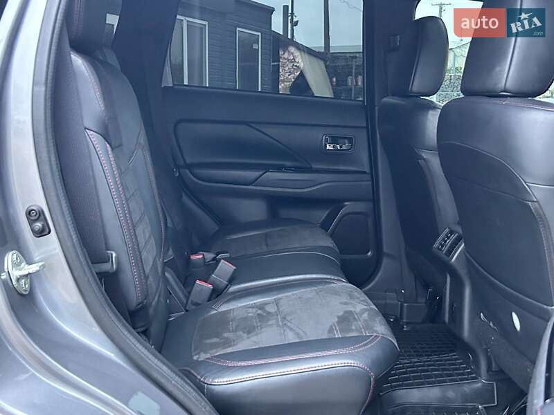 Позашляховик / Кросовер Mitsubishi Outlander 2020 в Одесі фото 34 Позашляховик / Кросовер Mitsubishi Outlander 2020 в Одесі