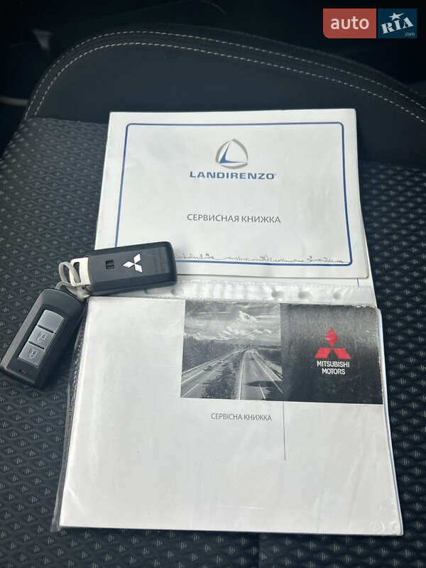 Внедорожник / Кроссовер Mitsubishi Outlander 2020 в Чернигове фото 23 Внедорожник / Кроссовер Mitsubishi Outlander 2020 в Чернигове