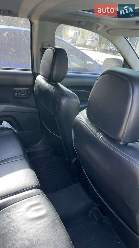 Внедорожник / Кроссовер Mitsubishi Outlander 2007 в Киеве фото 10 Внедорожник / Кроссовер Mitsubishi Outlander 2007 в Киеве