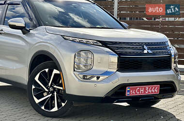 Позашляховик / Кросовер Mitsubishi Outlander 2022 в  фото 23 Позашляховик / Кросовер Mitsubishi Outlander 2022 в