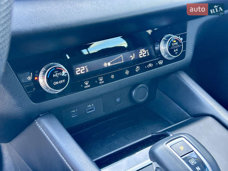 Позашляховик / Кросовер Mitsubishi Outlander 2022 в Стрию фото 60 Позашляховик / Кросовер Mitsubishi Outlander 2022 в Стрию