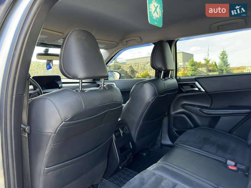 Позашляховик / Кросовер Mitsubishi Outlander 2022 в Стрию фото 76 Позашляховик / Кросовер Mitsubishi Outlander 2022 в Стрию