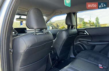 Позашляховик / Кросовер Mitsubishi Outlander 2022 в  фото 76 Позашляховик / Кросовер Mitsubishi Outlander 2022 в