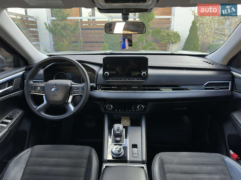 Позашляховик / Кросовер Mitsubishi Outlander 2022 в Стрию фото 78 Позашляховик / Кросовер Mitsubishi Outlander 2022 в Стрию