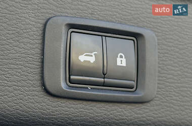 Позашляховик / Кросовер Mitsubishi Outlander 2022 в  фото 97 Позашляховик / Кросовер Mitsubishi Outlander 2022 в