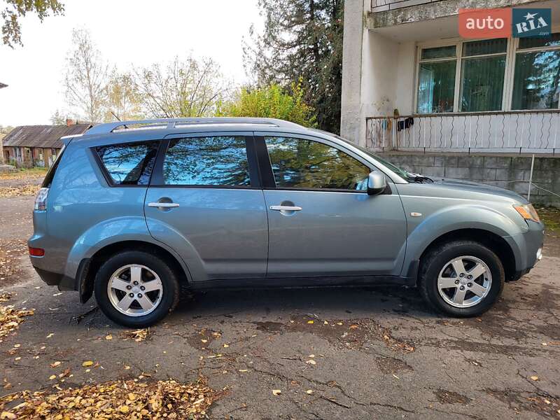 Позашляховик / Кросовер Mitsubishi Outlander 2008 в Теофіполі фото 4 Позашляховик / Кросовер Mitsubishi Outlander 2008 в Теофіполі
