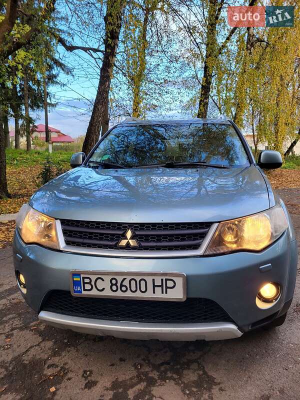 Позашляховик / Кросовер Mitsubishi Outlander 2008 в Теофіполі фото 11 Позашляховик / Кросовер Mitsubishi Outlander 2008 в Теофіполі