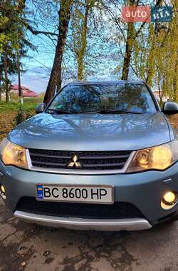 Внедорожник / Кроссовер Mitsubishi Outlander 2008 в 