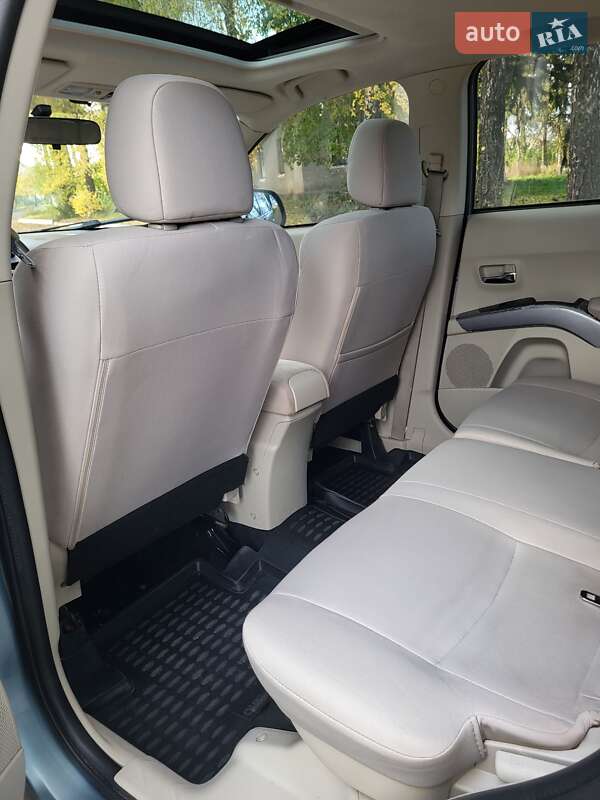 Позашляховик / Кросовер Mitsubishi Outlander 2008 в Теофіполі фото 24 Позашляховик / Кросовер Mitsubishi Outlander 2008 в Теофіполі