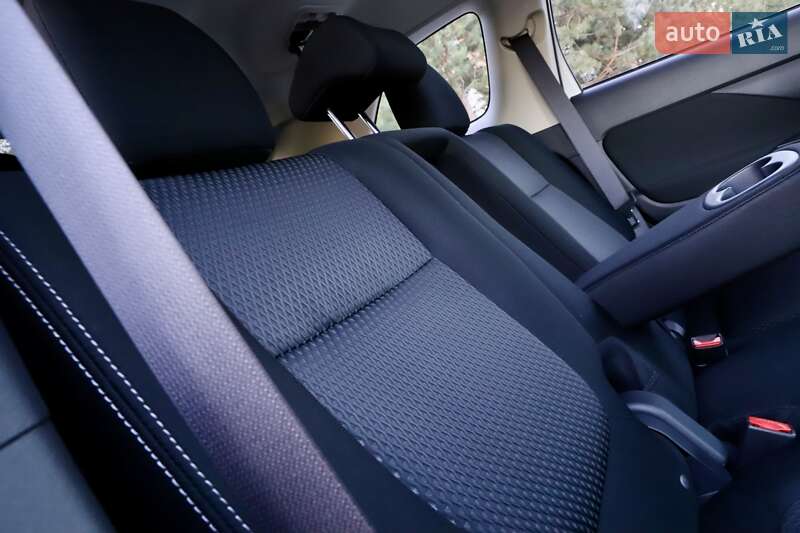 Внедорожник / Кроссовер Mitsubishi Outlander 2018 в Дрогобыче фото 59 Внедорожник / Кроссовер Mitsubishi Outlander 2018 в Дрогобыче