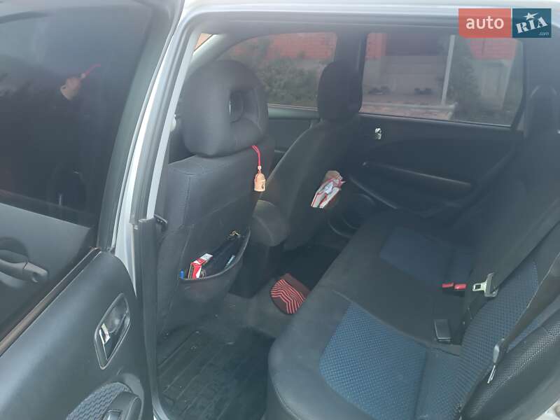 Внедорожник / Кроссовер Mitsubishi Outlander 2007 в Зенькове