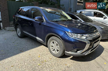 Mitsubishi Outlander 2020