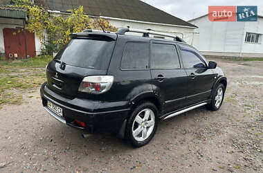 Позашляховик / Кросовер Mitsubishi Outlander 2006 в 
