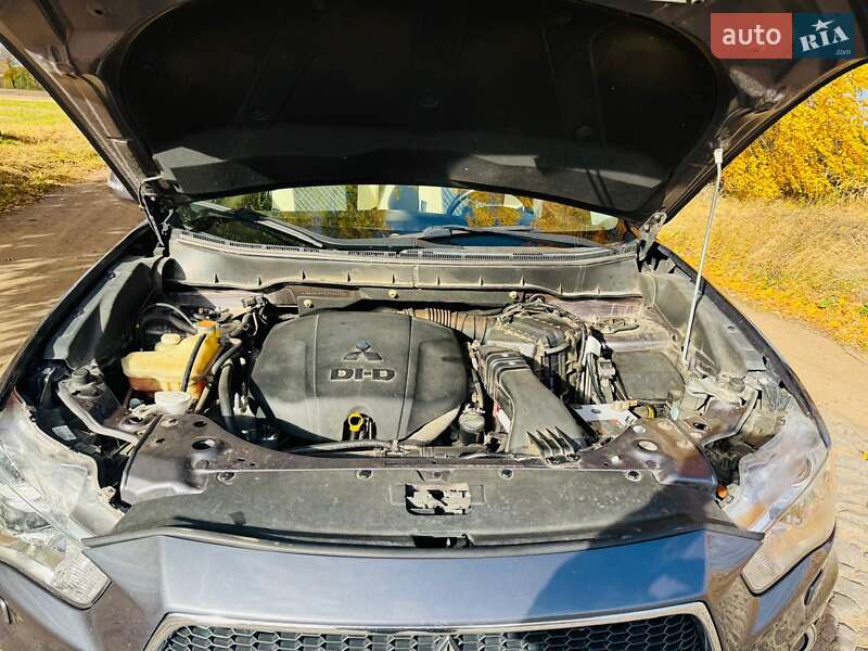 Внедорожник / Кроссовер Mitsubishi Outlander 2011 в Владимире фото 15 Внедорожник / Кроссовер Mitsubishi Outlander 2011 в Владимире