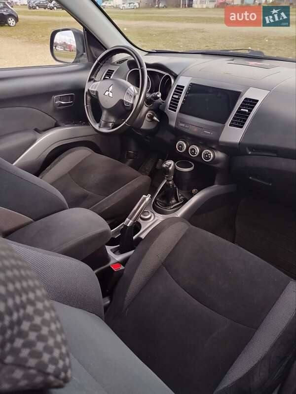 Внедорожник / Кроссовер Mitsubishi Outlander 2007 в Ивано-Франковске