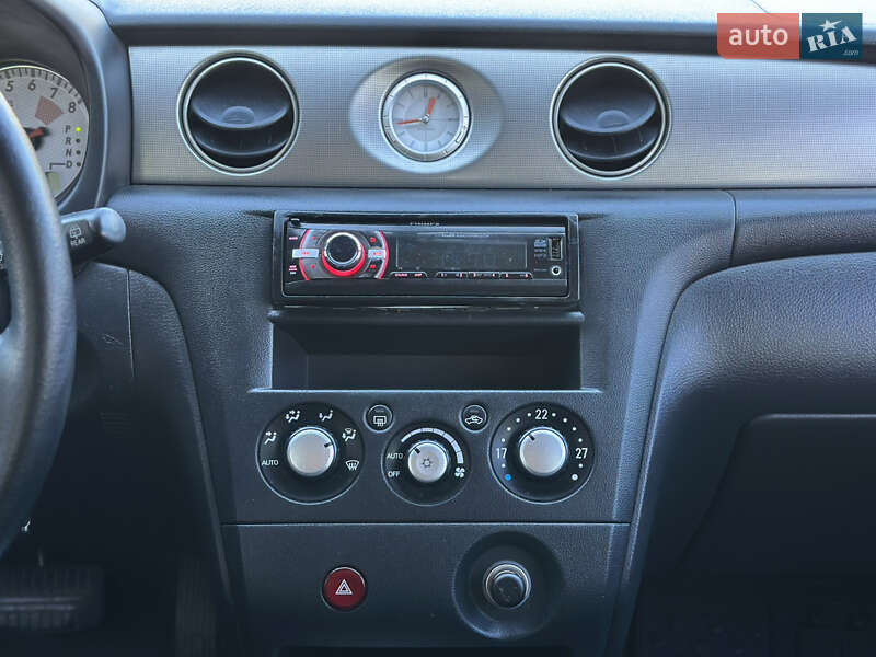 Позашляховик / Кросовер Mitsubishi Outlander 2006 в Києві фото 30 Позашляховик / Кросовер Mitsubishi Outlander 2006 в Києві
