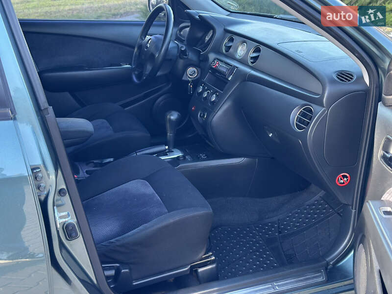 Позашляховик / Кросовер Mitsubishi Outlander 2006 в Києві фото 42 Позашляховик / Кросовер Mitsubishi Outlander 2006 в Києві