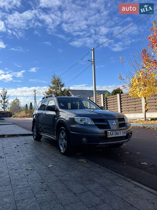 Внедорожник / Кроссовер Mitsubishi Outlander 2007 в Киеве фото 2 Внедорожник / Кроссовер Mitsubishi Outlander 2007 в Киеве