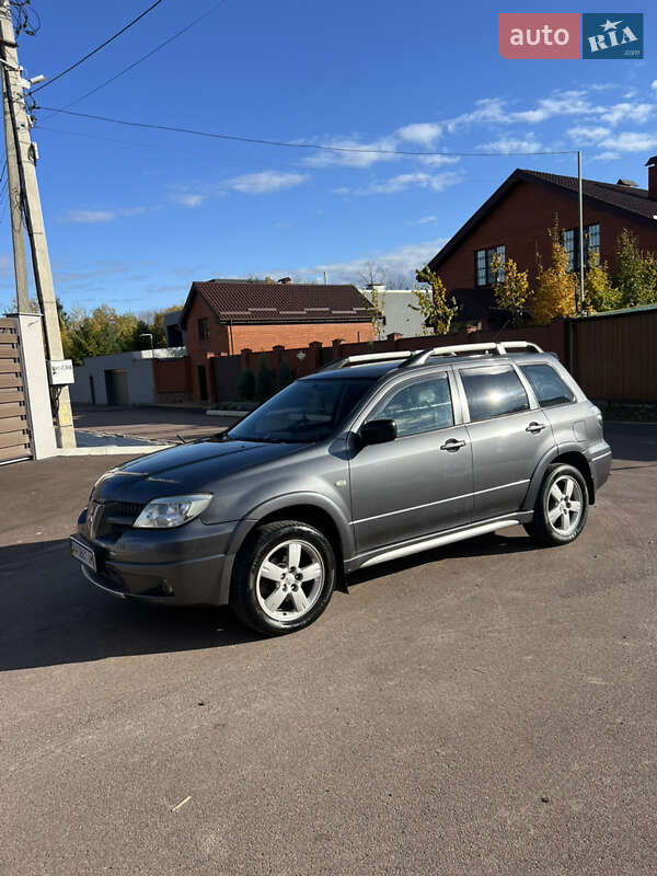 Внедорожник / Кроссовер Mitsubishi Outlander 2007 в Киеве фото 20 Внедорожник / Кроссовер Mitsubishi Outlander 2007 в Киеве