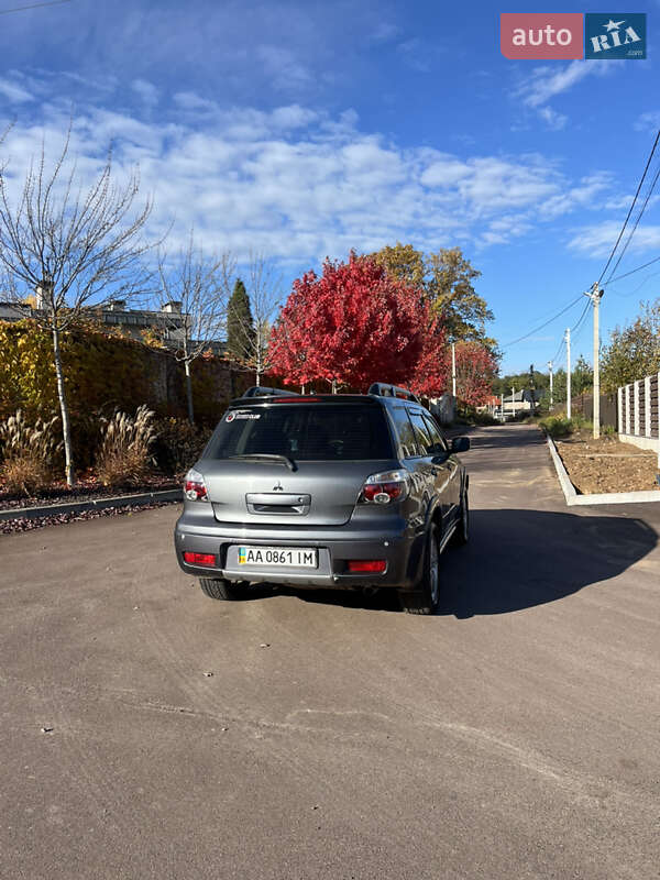 Внедорожник / Кроссовер Mitsubishi Outlander 2007 в Киеве фото 23 Внедорожник / Кроссовер Mitsubishi Outlander 2007 в Киеве