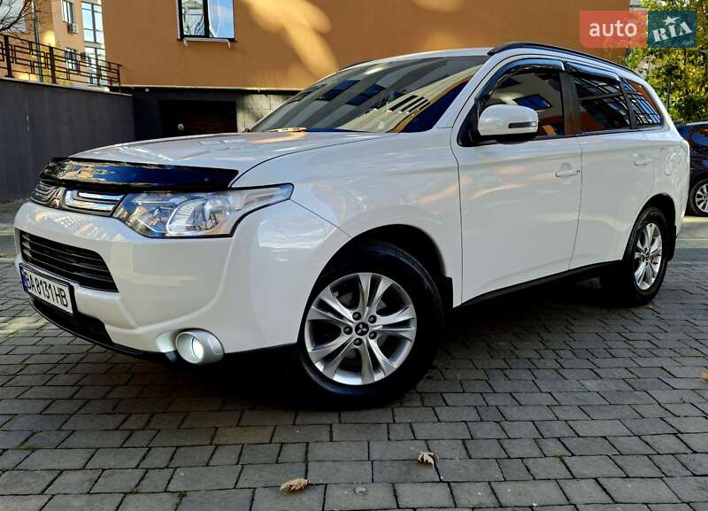 Внедорожник / Кроссовер Mitsubishi Outlander 2013 в Ивано-Франковске фото 14 Внедорожник / Кроссовер Mitsubishi Outlander 2013 в Ивано-Франковске
