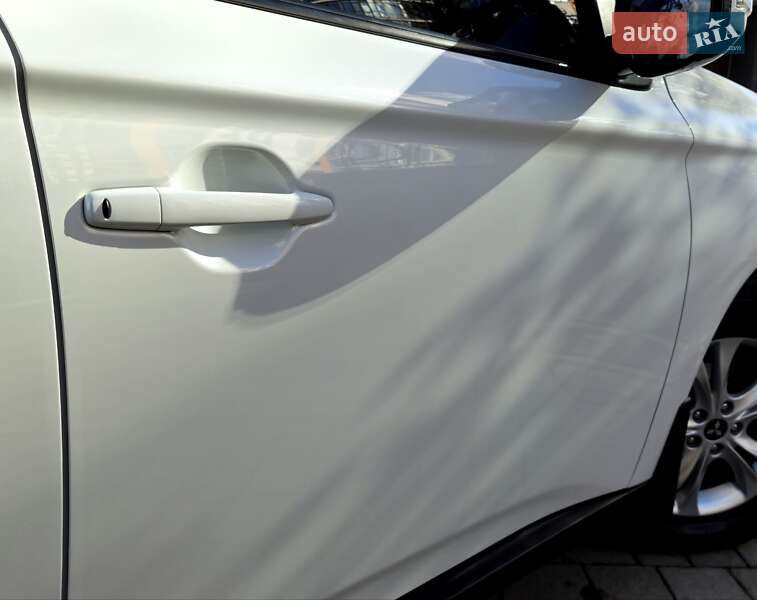 Внедорожник / Кроссовер Mitsubishi Outlander 2013 в Ивано-Франковске фото 31 Внедорожник / Кроссовер Mitsubishi Outlander 2013 в Ивано-Франковске