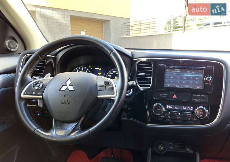 Внедорожник / Кроссовер Mitsubishi Outlander 2013 в Ивано-Франковске фото 64 Внедорожник / Кроссовер Mitsubishi Outlander 2013 в Ивано-Франковске