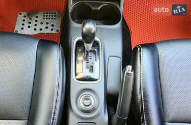 Позашляховик / Кросовер Mitsubishi Outlander 2013 в  фото 66 Позашляховик / Кросовер Mitsubishi Outlander 2013 в