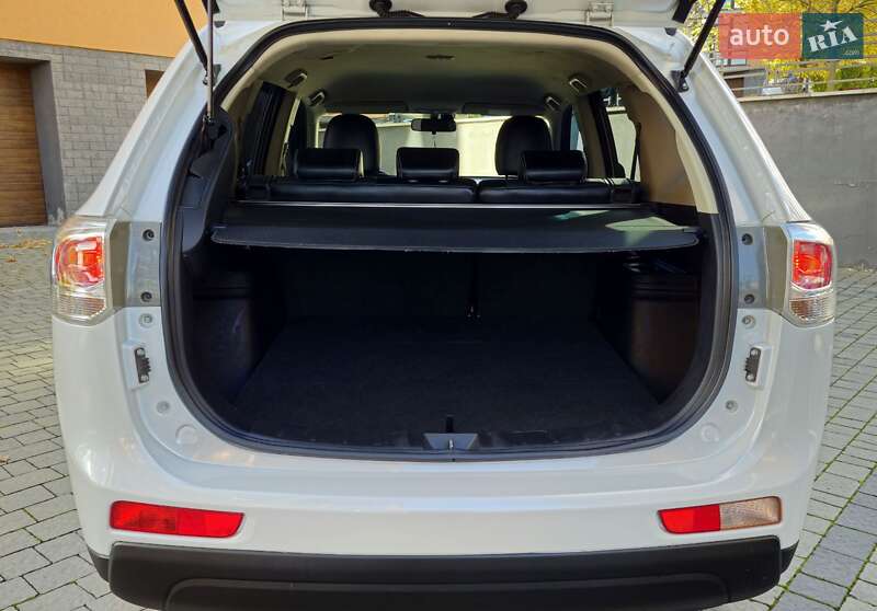 Внедорожник / Кроссовер Mitsubishi Outlander 2013 в Ивано-Франковске фото 75 Внедорожник / Кроссовер Mitsubishi Outlander 2013 в Ивано-Франковске