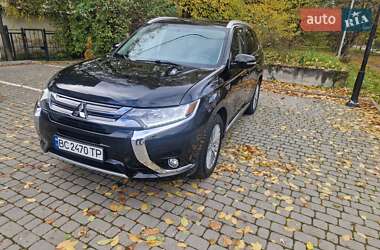 Внедорожник / Кроссовер Mitsubishi Outlander 2018 в Львове