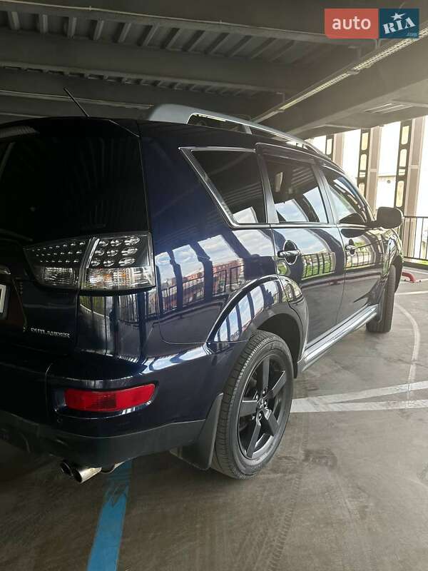 Внедорожник / Кроссовер Mitsubishi Outlander 2010 в Харькове фото 2 Внедорожник / Кроссовер Mitsubishi Outlander 2010 в Харькове