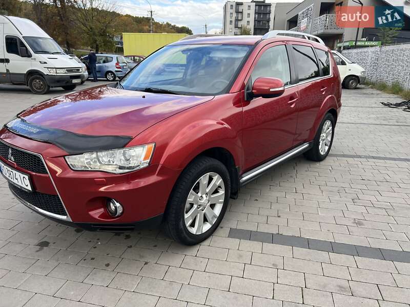 Внедорожник / Кроссовер Mitsubishi Outlander 2010 в Ужгороде