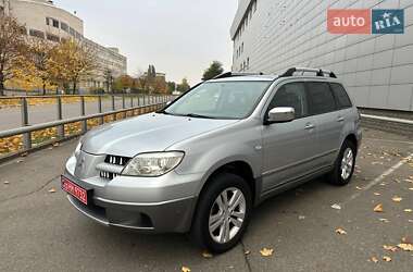 Внедорожник / Кроссовер Mitsubishi Outlander 2005 в Броварах