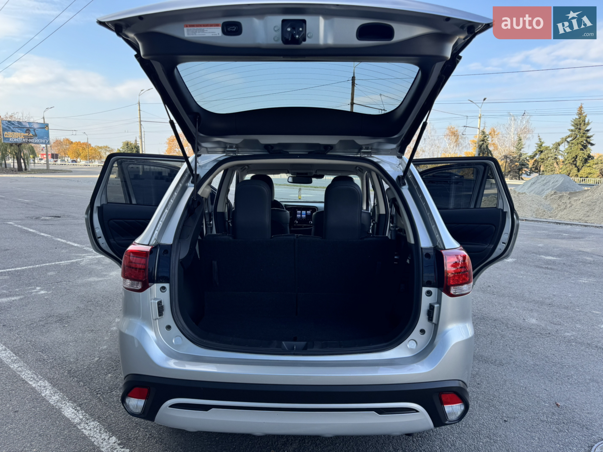 2020 Mitsubishi Outlander - мініатюра 37