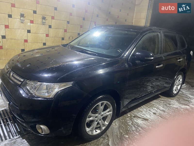 Mitsubishi Outlander 2013 Mitsubishi Outlander 2013