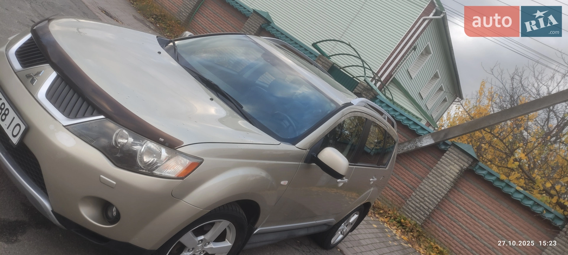 2010 Mitsubishi Outlander - мініатюра 2