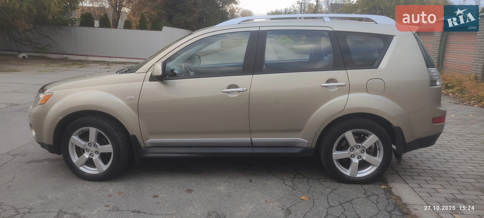 2010 Mitsubishi Outlander - мініатюра 7