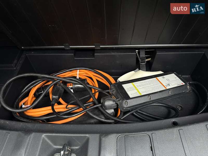 Внедорожник / Кроссовер Mitsubishi Outlander 2014 в Дрогобыче фото 45 Внедорожник / Кроссовер Mitsubishi Outlander 2014 в Дрогобыче