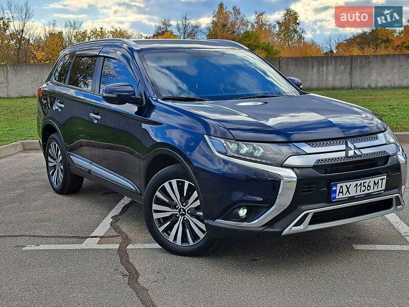 Внедорожник / Кроссовер Mitsubishi Outlander 2022 в Борисполе фото 2 Внедорожник / Кроссовер Mitsubishi Outlander 2022 в Борисполе