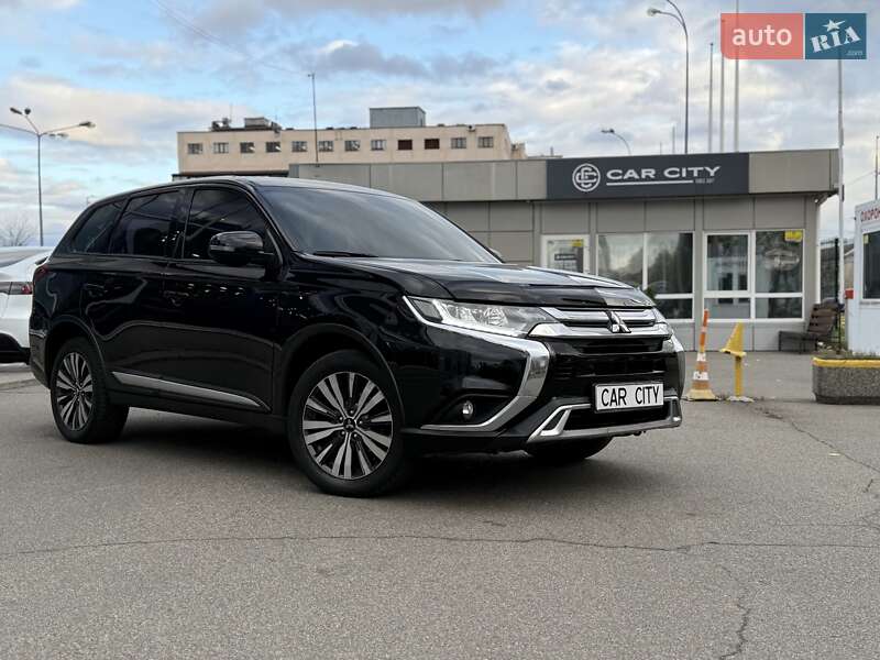 Mitsubishi Outlander 2019