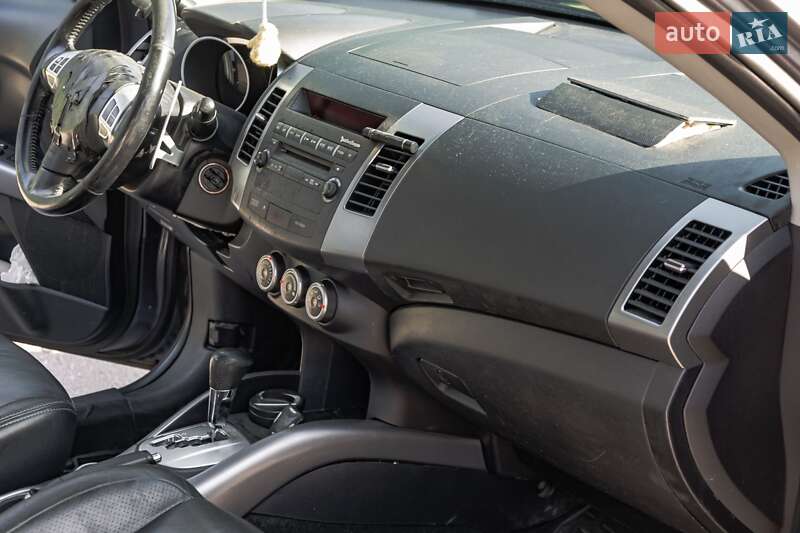 Внедорожник / Кроссовер Mitsubishi Outlander 2008 в Белой Церкви