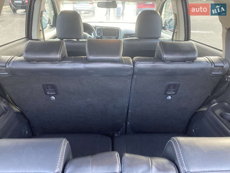 Внедорожник / Кроссовер Mitsubishi Outlander 2018 в Днепре