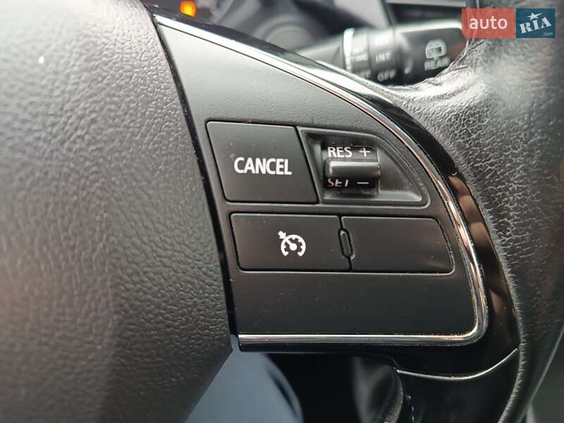 Внедорожник / Кроссовер Mitsubishi Outlander 2015 в Полтаве фото 24 Внедорожник / Кроссовер Mitsubishi Outlander 2015 в Полтаве