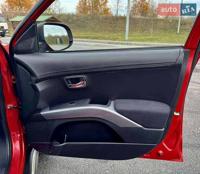 Внедорожник / Кроссовер Mitsubishi Outlander 2010 в Полтаве фото 35 Внедорожник / Кроссовер Mitsubishi Outlander 2010 в Полтаве