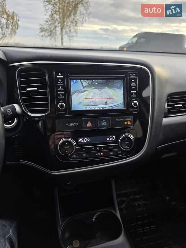 Внедорожник / Кроссовер Mitsubishi Outlander 2015 в Золотоноше фото 19 Внедорожник / Кроссовер Mitsubishi Outlander 2015 в Золотоноше