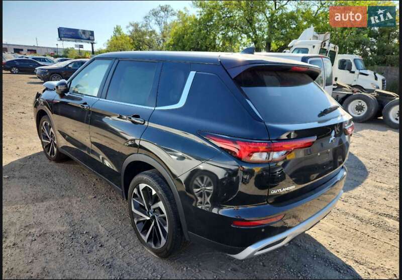 Внедорожник / Кроссовер Mitsubishi Outlander 2022 в Черкассах фото 11 Внедорожник / Кроссовер Mitsubishi Outlander 2022 в Черкассах