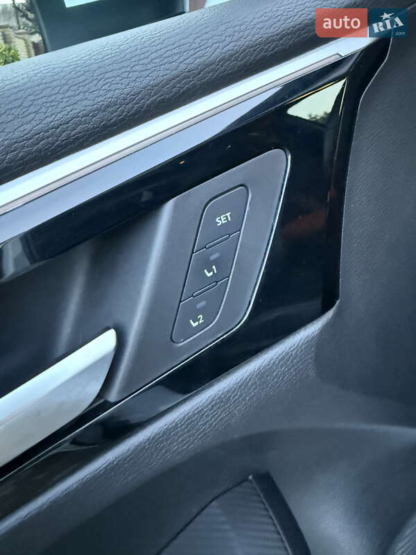 Внедорожник / Кроссовер Mitsubishi Outlander 2022 в Днепре фото 19 Внедорожник / Кроссовер Mitsubishi Outlander 2022 в Днепре