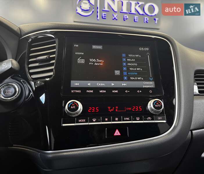 Внедорожник / Кроссовер Mitsubishi Outlander 2021 в Киеве фото 27 Внедорожник / Кроссовер Mitsubishi Outlander 2021 в Киеве