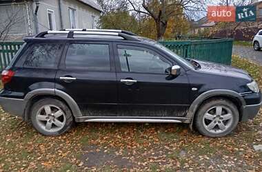 Позашляховик / Кросовер Mitsubishi Outlander 2006 в Гощі